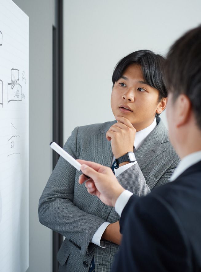 知識ゼロからの挑戦。でも、諦めなかった。 | Y.K. 2024年 中途入社